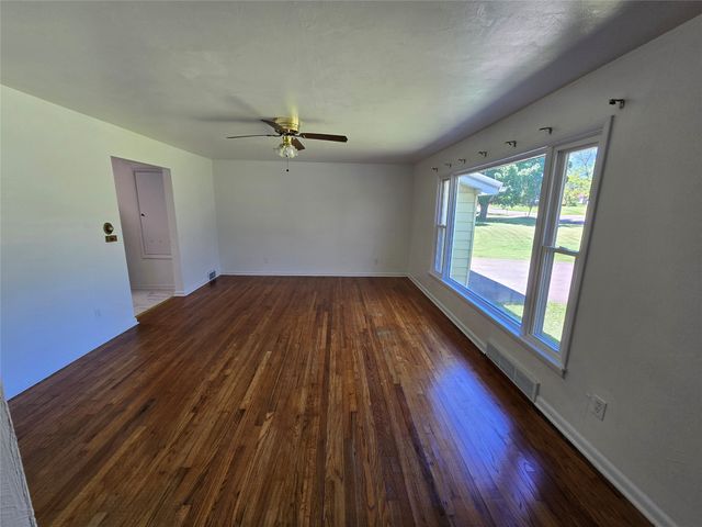 5002 GRUBB Road, Erie, PA 16506