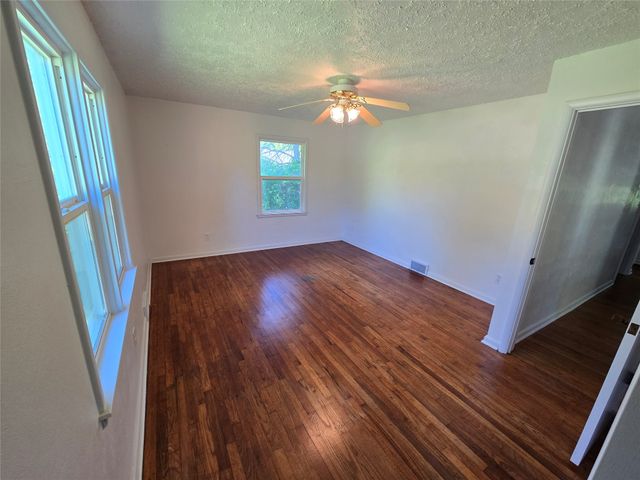 5002 GRUBB Road, Erie, PA 16506