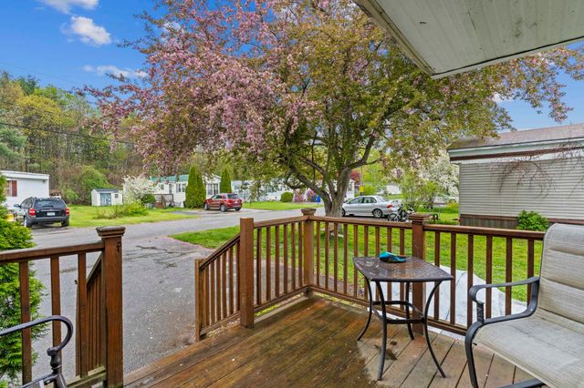 53 Hilton Avenue, Exeter, NH 03833