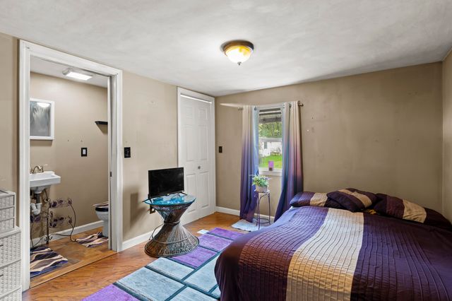 53 Hilton Avenue, Exeter, NH 03833