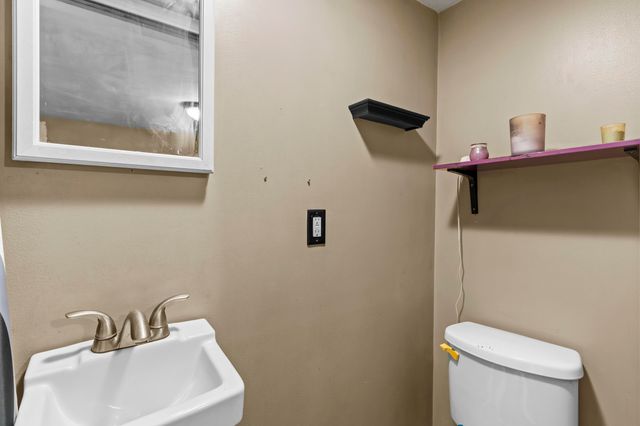 53 Hilton Avenue, Exeter, NH 03833
