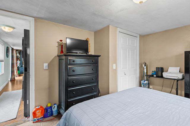 53 Hilton Avenue, Exeter, NH 03833