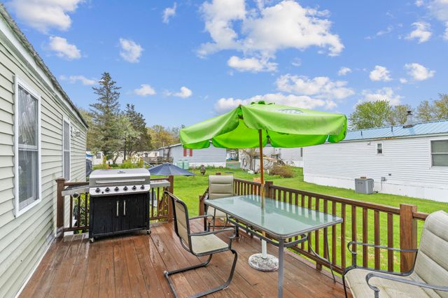 53 Hilton Avenue, Exeter, NH 03833