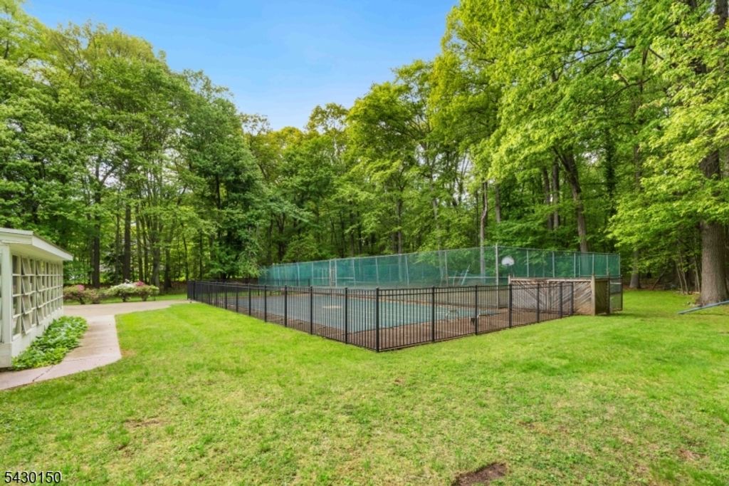 75 Woodcliff Lake Rd, Saddle River Boro, NJ 07458 — photo 5