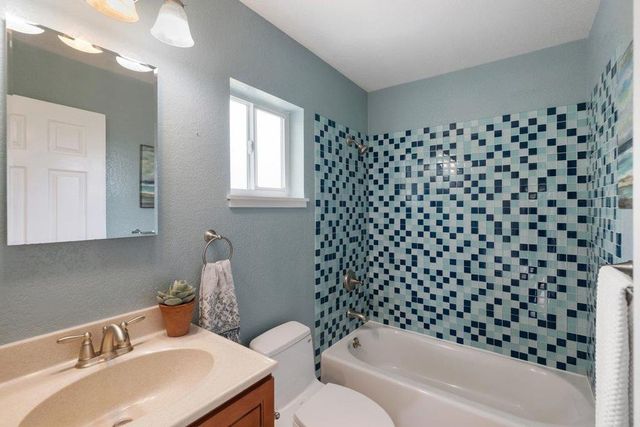 930 Glenview Drive, San Bruno, CA 94066