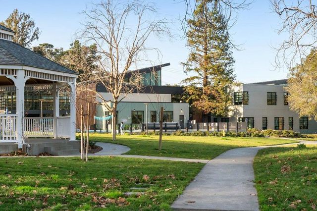 930 Glenview Drive, San Bruno, CA 94066