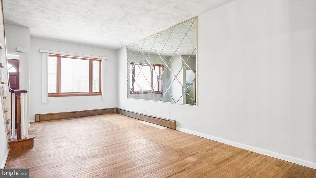 2141 S HICKS ST, PHILADELPHIA, PA 19145 — photo 3