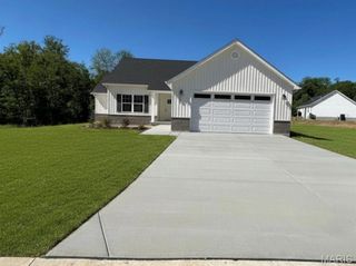 841 Lakeway Drive, Labadie, MO 63055