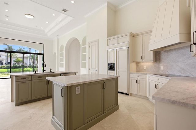 3250 W Stonebrook Circle, Davie, FL 33330