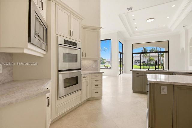 3250 W Stonebrook Circle, Davie, FL 33330