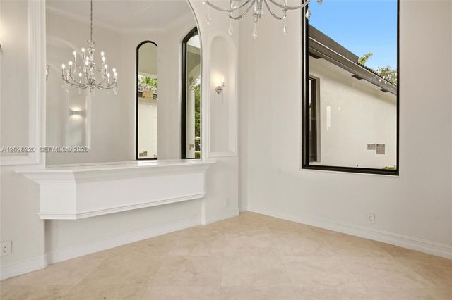 3250 W Stonebrook Circle, Davie, FL 33330