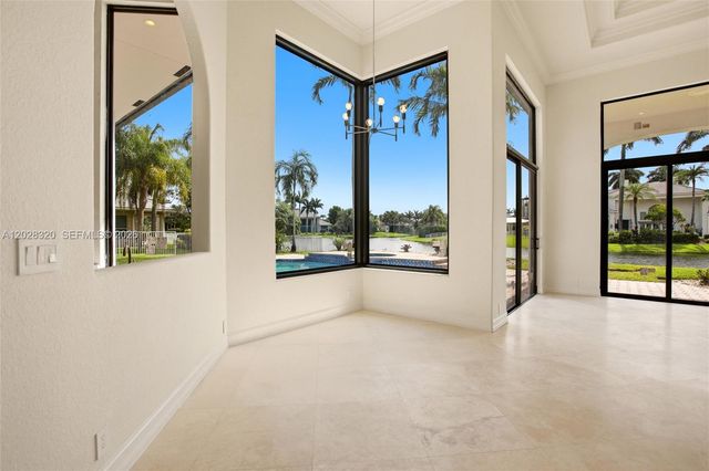 3250 W Stonebrook Circle, Davie, FL 33330