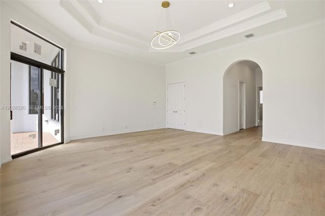 3250 W Stonebrook Circle, Davie, FL 33330