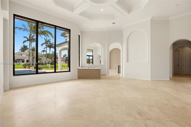 3250 W Stonebrook Circle, Davie, FL 33330