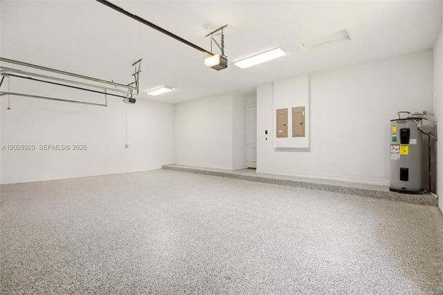 3250 W Stonebrook Circle, Davie, FL 33330