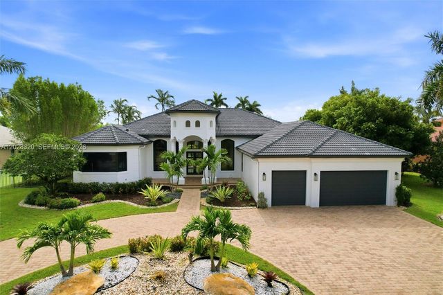 3250 W Stonebrook Circle, Davie, FL 33330