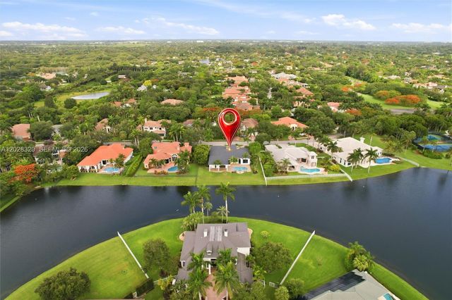 3250 W Stonebrook Circle, Davie, FL 33330