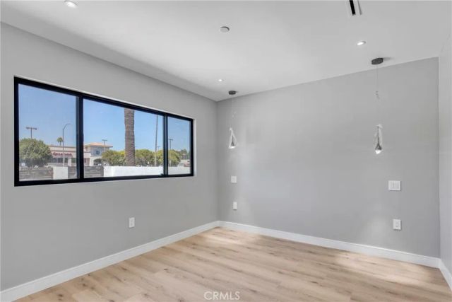 20522 Sherman Way, Winnetka, CA 91306