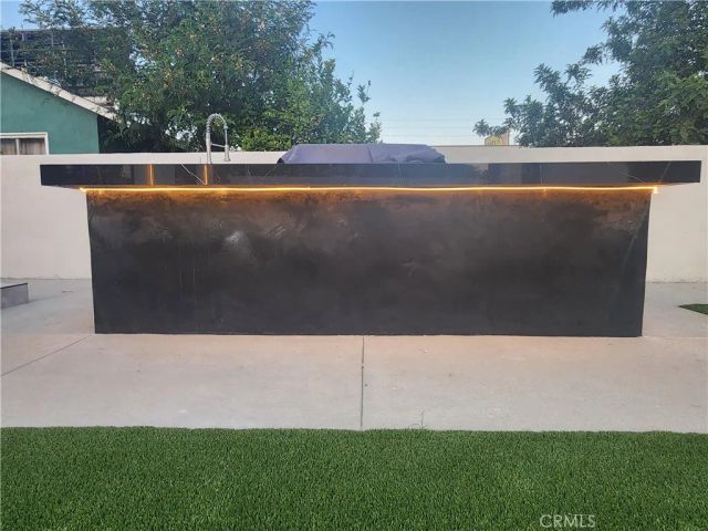 20522 Sherman Way, Winnetka, CA 91306