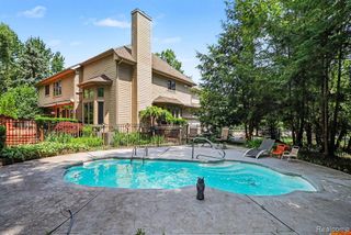 6621 Glenshaw Court, West Bloomfield, MI 48322