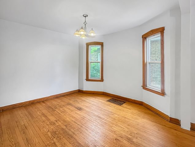 2728 N MAJOR Avenue, Chicago, IL 60639
