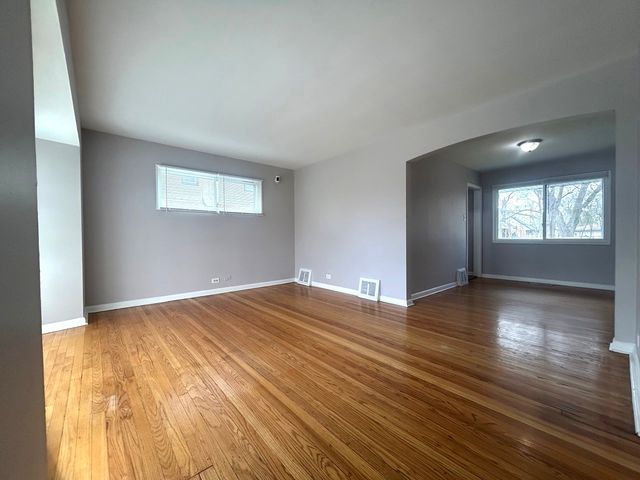 2058 Downey Road, Homewood, IL 60430