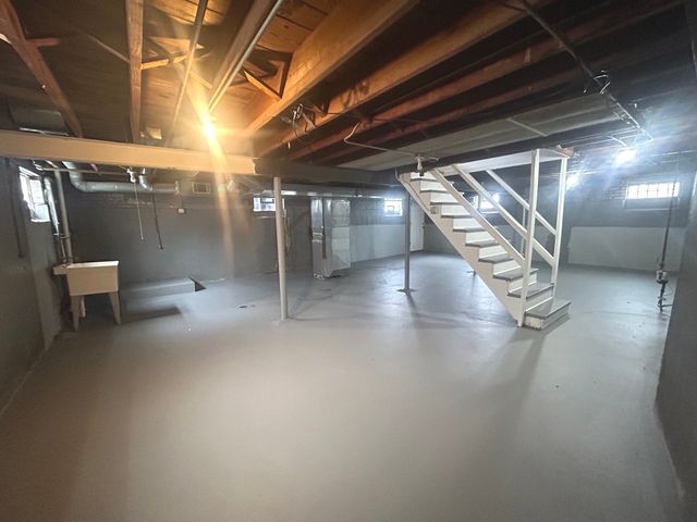 2058 Downey Road, Homewood, IL 60430