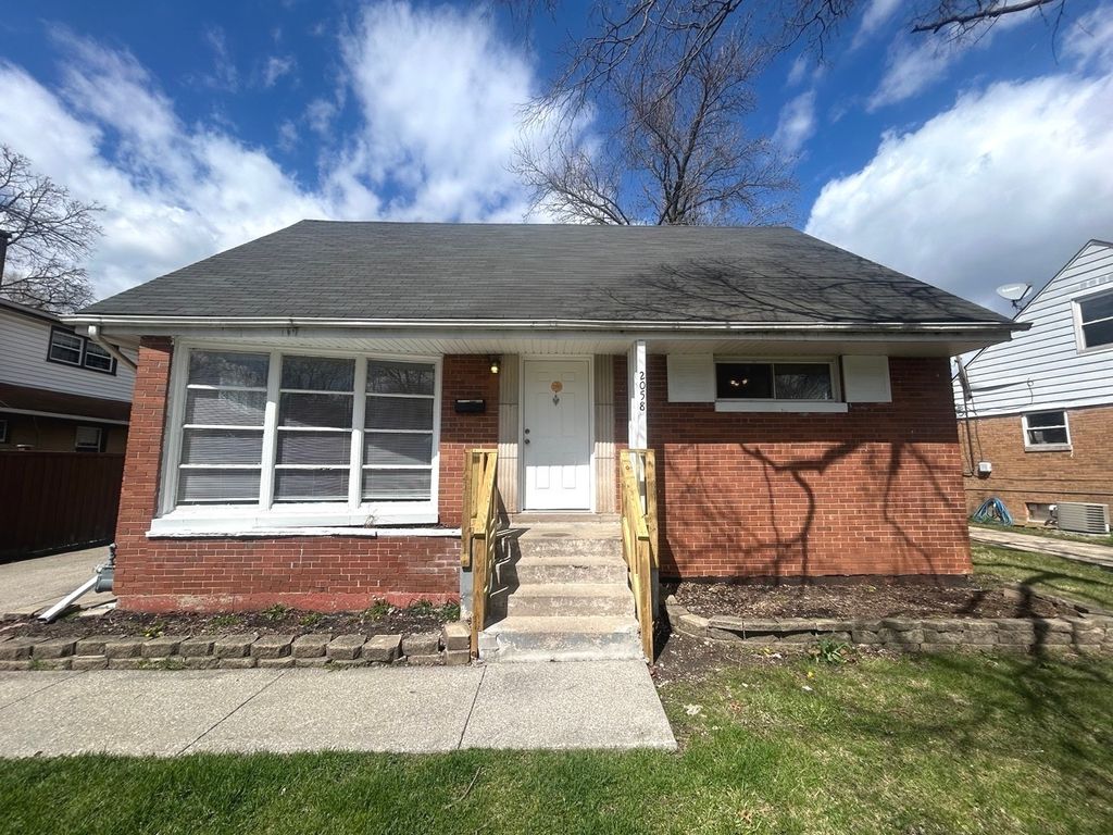 2058 Downey Road, Homewood, IL 60430