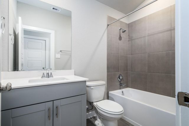 17877 Stone Terrace Lane, Montgomery, TX 77316