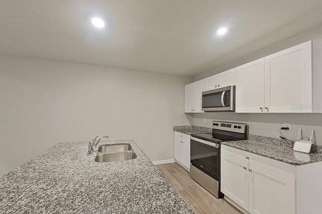 9117 AEGEAN CIRCLE, Lehigh Acres, FL 33936