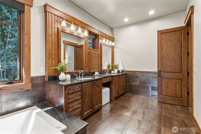 1060 Ruby King Loop, Cle Elum, WA 98922