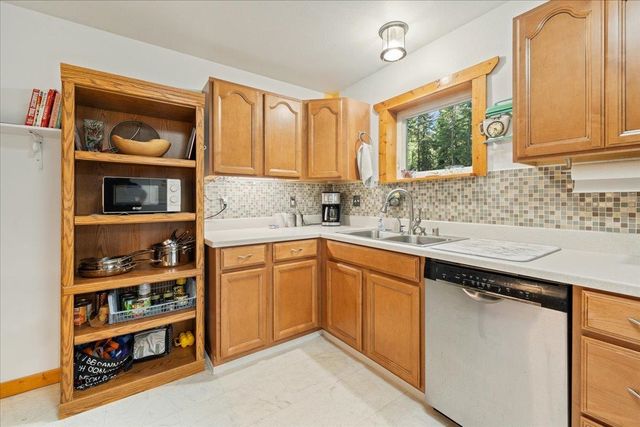 1185 GRENAC ROAD, Fairbanks, AK 99709