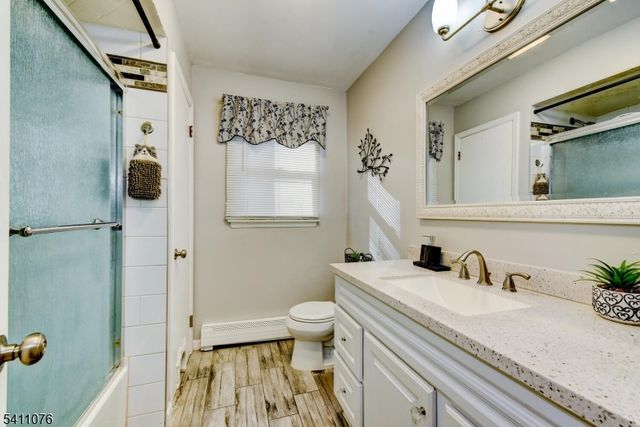 16 White Meadow Rd, Rockaway Twp., NJ 07866