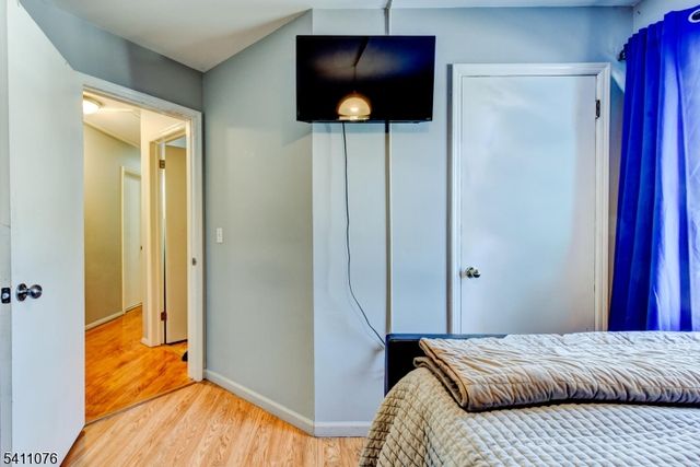 16 White Meadow Rd, Rockaway Twp., NJ 07866