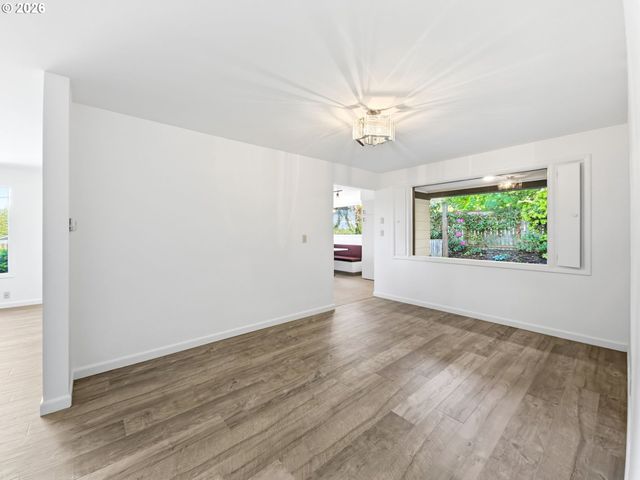 2473 COLUMBIA St, Eugene, OR 97403