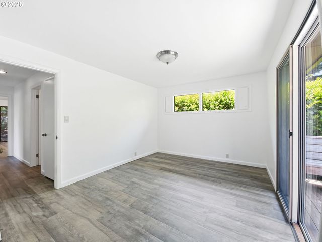 2473 COLUMBIA St, Eugene, OR 97403