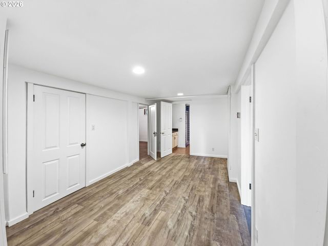 2473 COLUMBIA St, Eugene, OR 97403