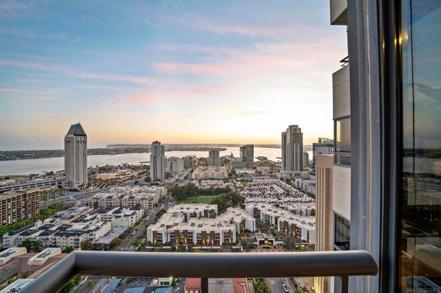 700 Front 2303, San Diego, CA 92101
