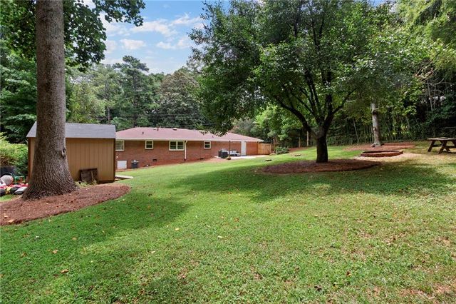 5502 Beaver Drive SW, Mableton, GA 30126