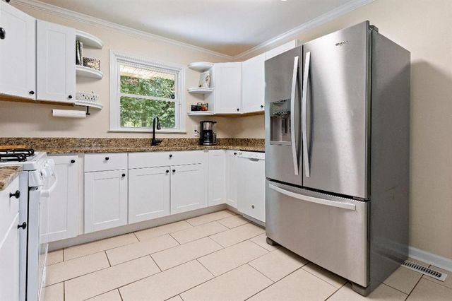 5502 Beaver Drive SW, Mableton, GA 30126