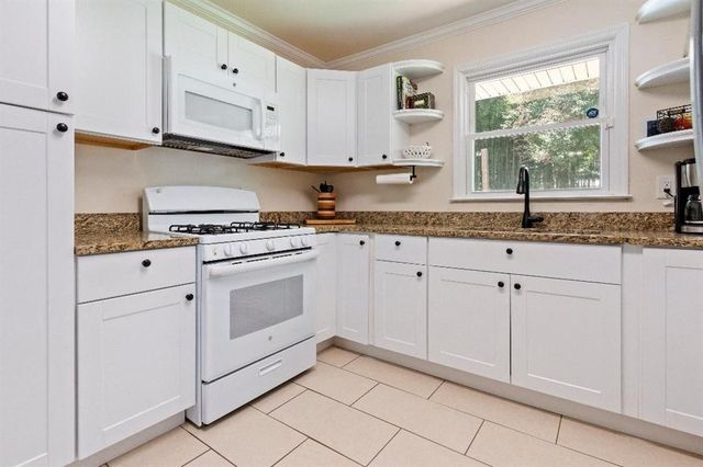 5502 Beaver Drive SW, Mableton, GA 30126