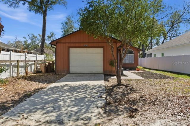 25130 ENSLEY ROAD, Sorrento, FL 32776