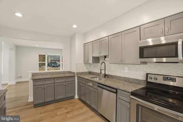 13501 HARRISON AVE, Fort Washington, MD 20744