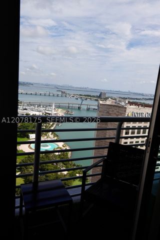325 S Biscayne Blvd 4220, Miami, FL 33131
