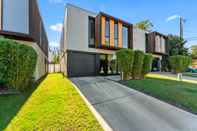 1008 Yale St, Sacramento, CA 95818