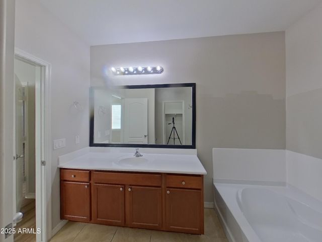 40209 W WALKER Way, Maricopa, AZ 85138