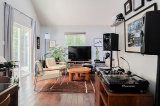 3301 Doolin DR, Austin, TX 78704