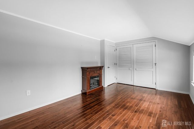 325 Colonia Boulevard, Colonia, NJ 07067