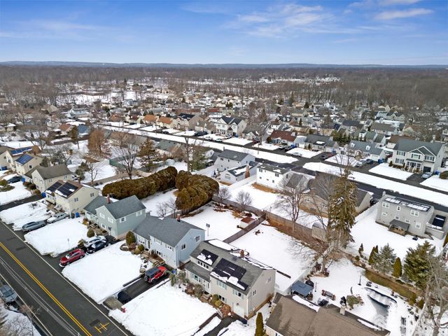 325 Colonia Boulevard, Colonia, NJ 07067