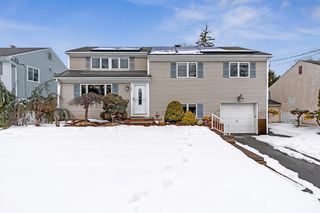 325 Colonia Boulevard, Colonia, NJ 07067